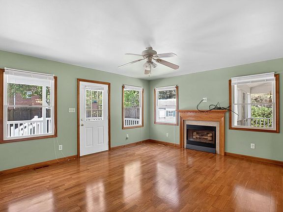 3rd image of 21909 Pegg Rd
