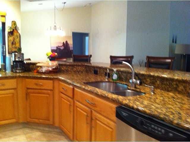 1st image of 1935 Lake Point Dr