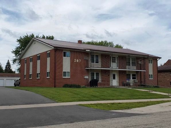 207 Lake St