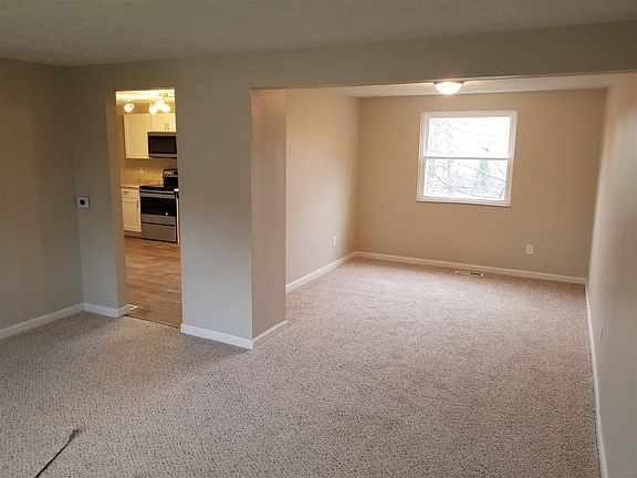 2nd image of 3318 Tallwood Cir
