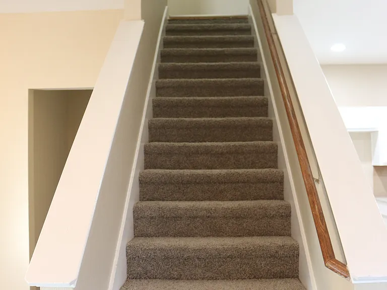 327 Regency Dr — Photo 12