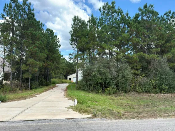 11703 Grand North Rd, Willis, TX 77378
