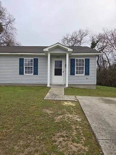 309 E Spruce St Photo 1
