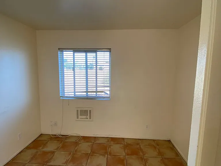 6741 Del Playa Dr — Photo 20