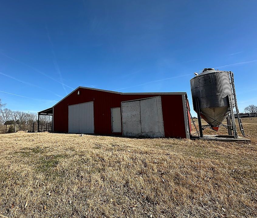 1st image of 1020 Highway 1058