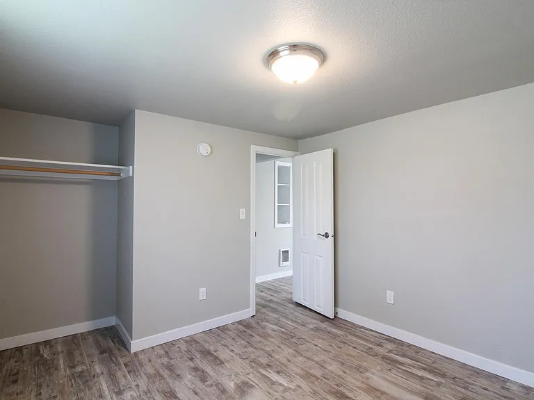 103 Casey Ave — Photo 11