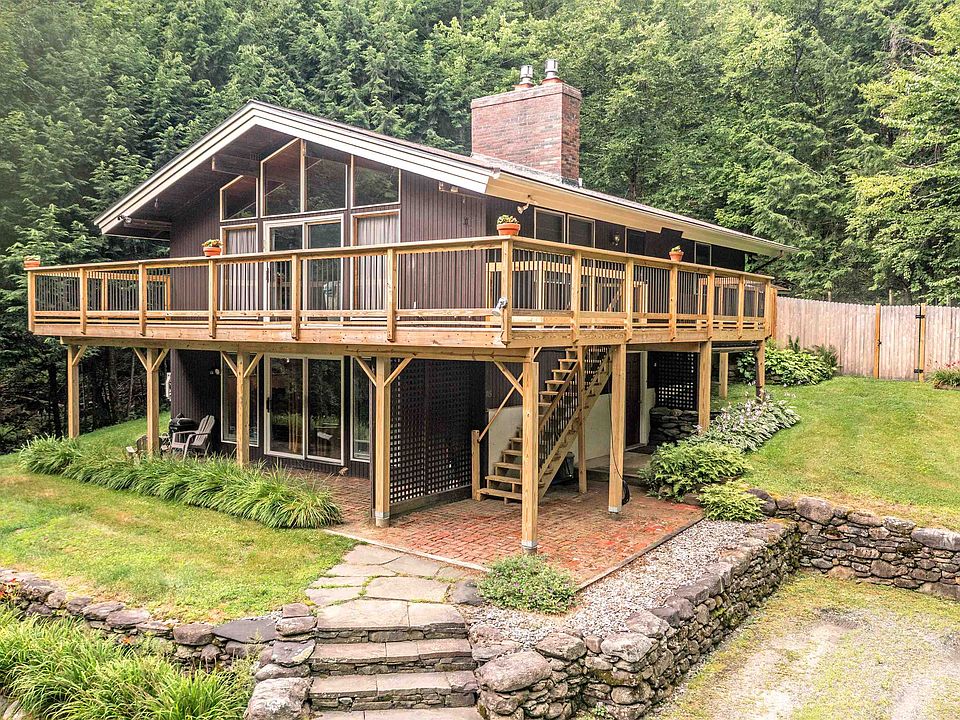 1st image of 715 Luce Hill Road