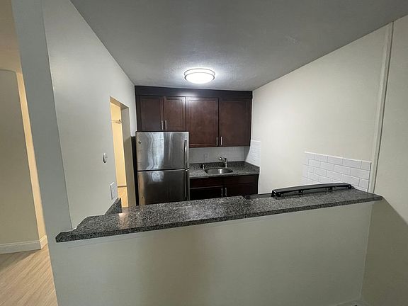 2nd image of 15 Whites Ave #15