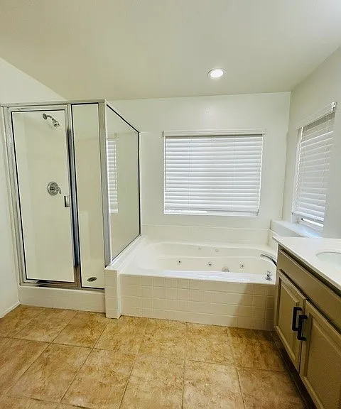 29050 Alicante Ave — Photo 8
