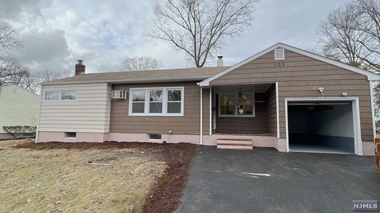 1st image of 103 Crescent Ave