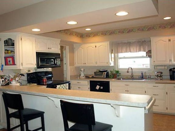 Breakfast bar