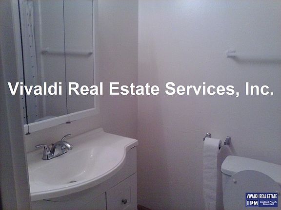 5th image of 921 Fulton Ave APT 461