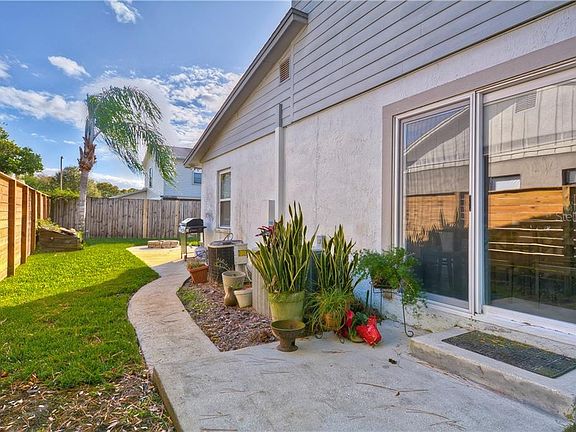 5th image of 16203 Doublebrook Pl