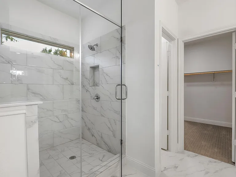228 Sunset Ln — Photo 9