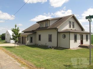 17748 Hill St, Carroll, IA 51401