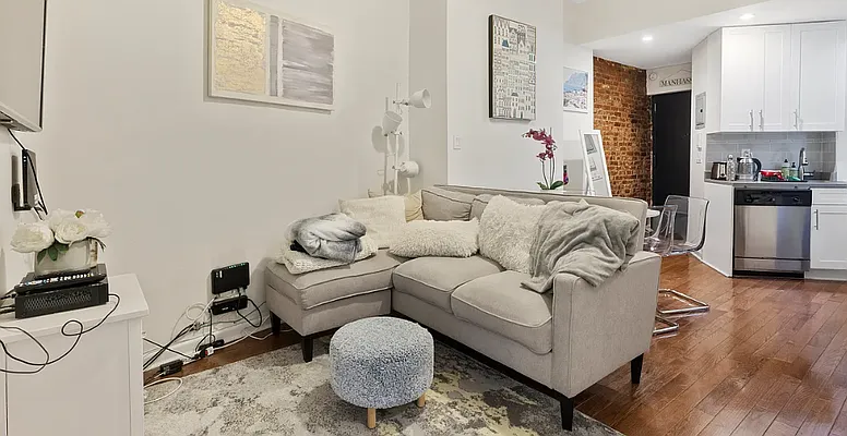 Rented by Dalan Rentals | media 17