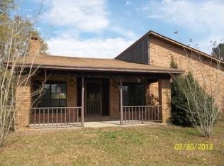 33 Pecan Hills Dr, Hattiesburg, MS 39402