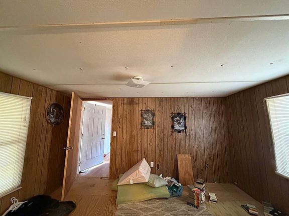 3rd image of 714 County Road 3011