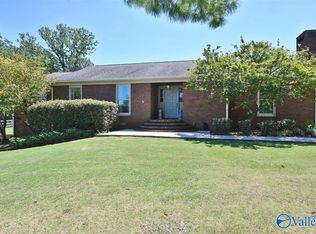 1401 E Upper River Rd, Decatur, AL 35603