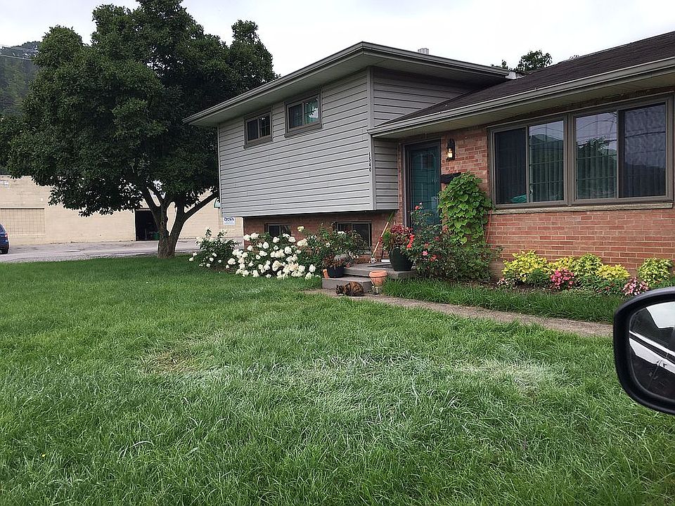 Corner lot facing W,NW 