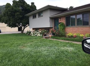 1540 Fenton Cir, Nitro, WV 25143