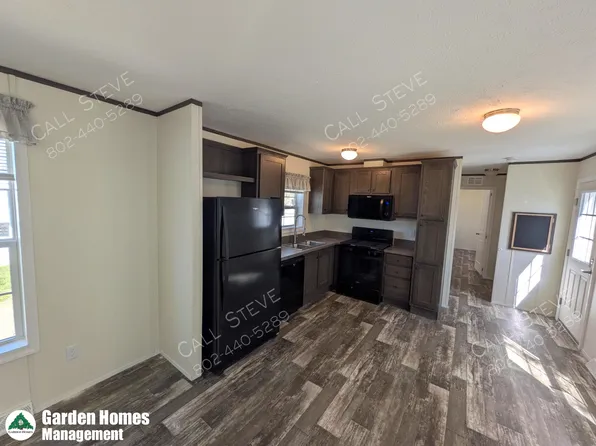 196 Abbott St, Bennington, VT 05201
