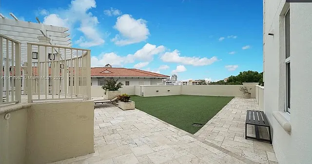 2 bed, 1114 sqft, $3,500 — Photo 3