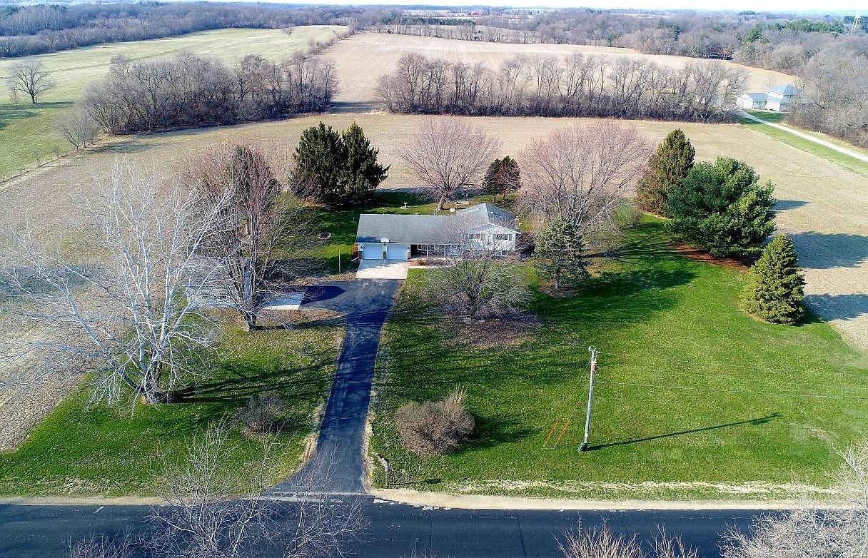 342 Koshkonong DRIVE, Edgerton, WI 53534 Zillow