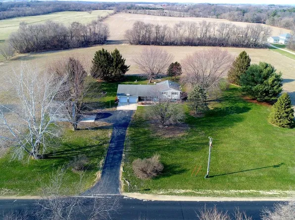 342 Koshkonong DRIVE, Edgerton, WI 53534