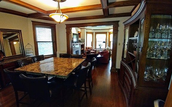 5th image of 1502 W Bryn Mawr Ave #1