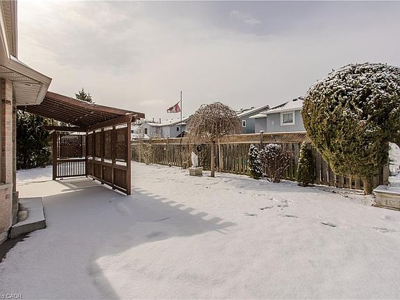 4th image of 21 Isidore Pl