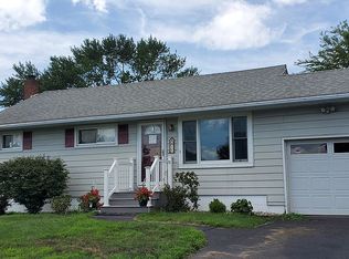 15 Krug Ct, Loudonville, NY 12211