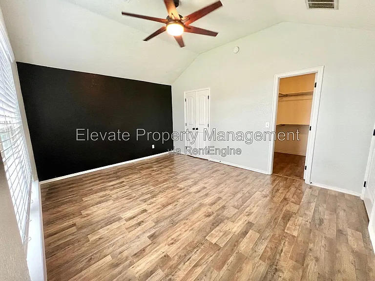 16405 Otter Dr — Photo 6