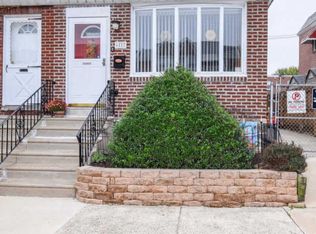6117 Montague St, Philadelphia, PA 19135