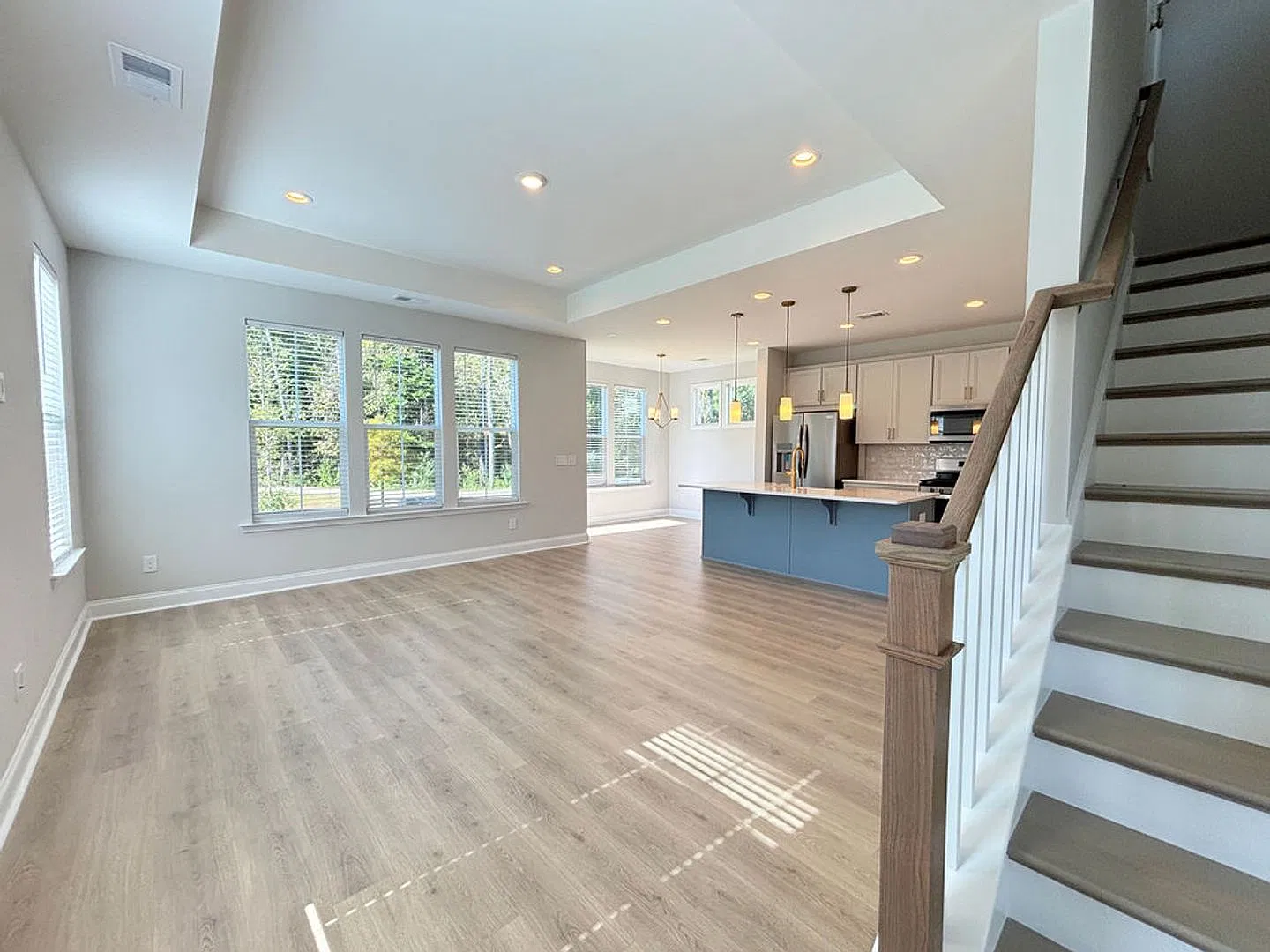 Available December 8th. Beautiful 3 BR/2.5 BA New Construction Available in Verdier Pointe! — Photo 4