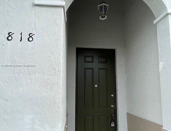 2nd image of 21201 NW 14th Pl APT 818