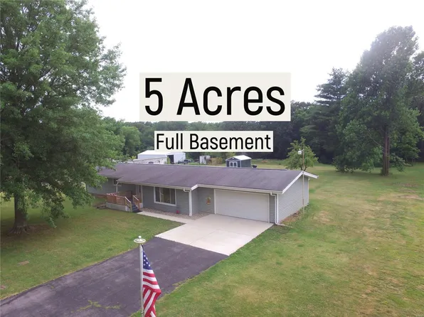 8665 Heinz Rd, New Douglas, IL 62074