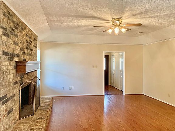 2nd image of 4912 Ledgestone Dr