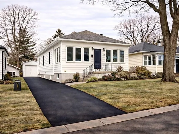 135 Deane Ave, Oakville, ON L6K 1N2