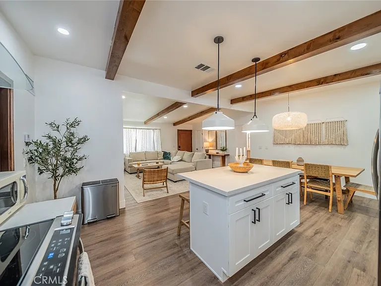 59128 Nelson Ave — Photo 12