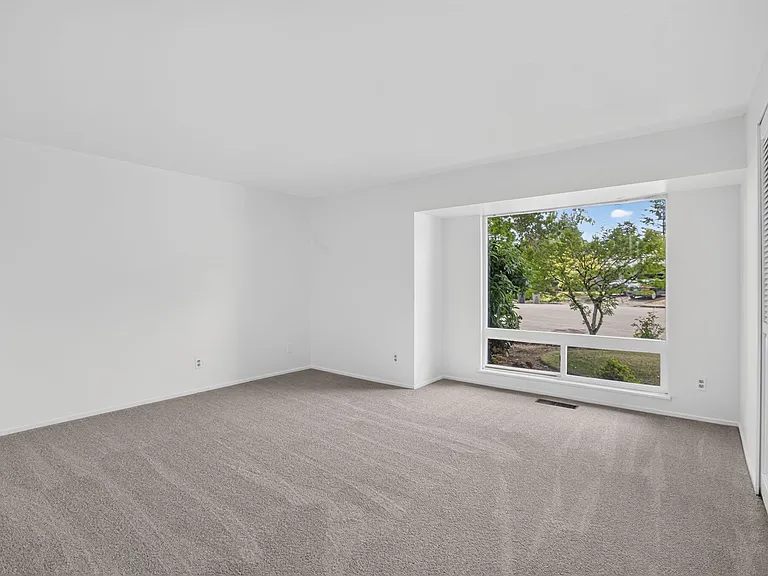 3470 NW Park View Dr — Photo 13