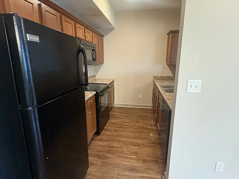 110 Audley Ct — Photo 73