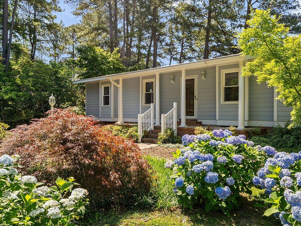 1st image of 4704 Bernie Pl