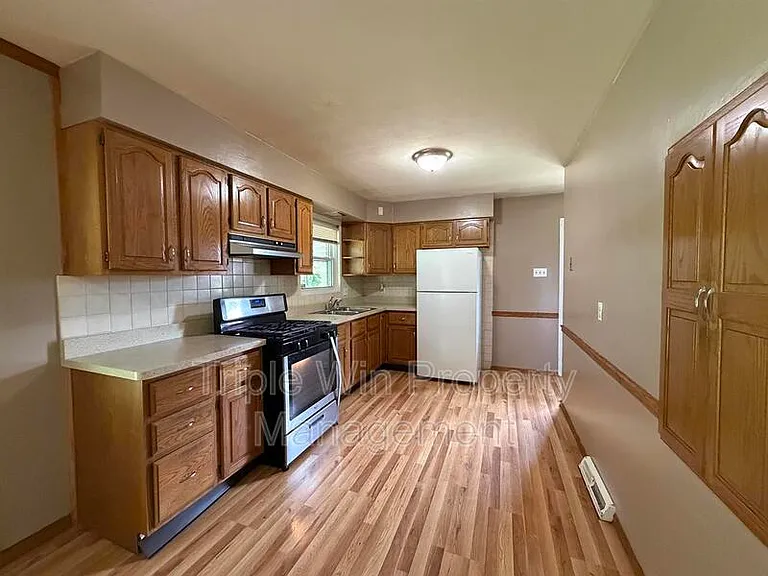 1871 Shardell Dr — Photo 17