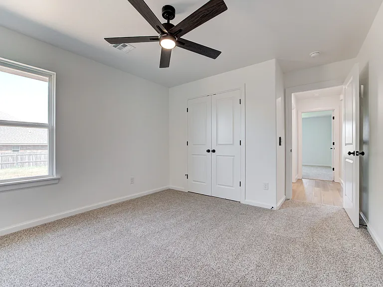 2712 Dunham Dr — Photo 40