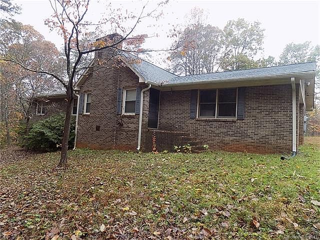 1st image of 904 Wildwood Dr