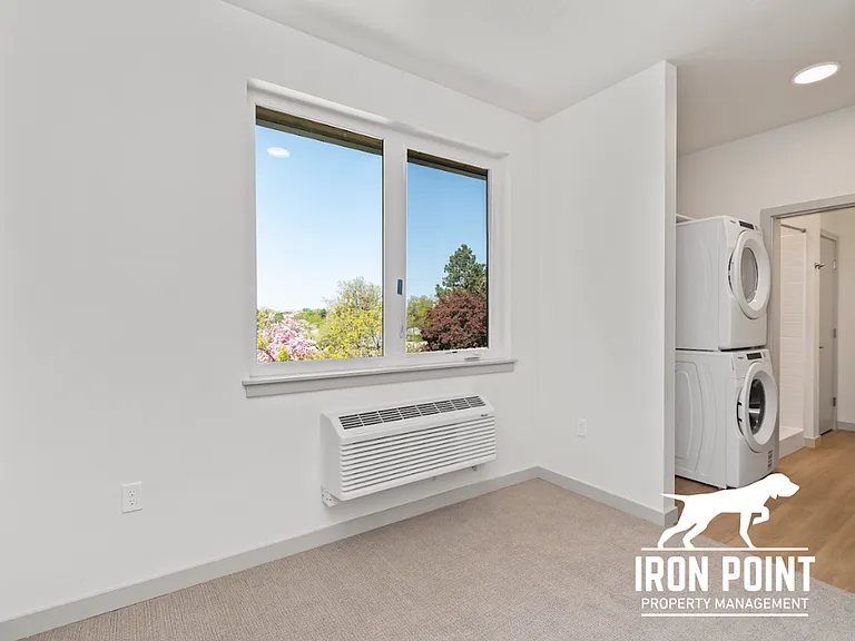 2219 W Kootenai St — Photo 16