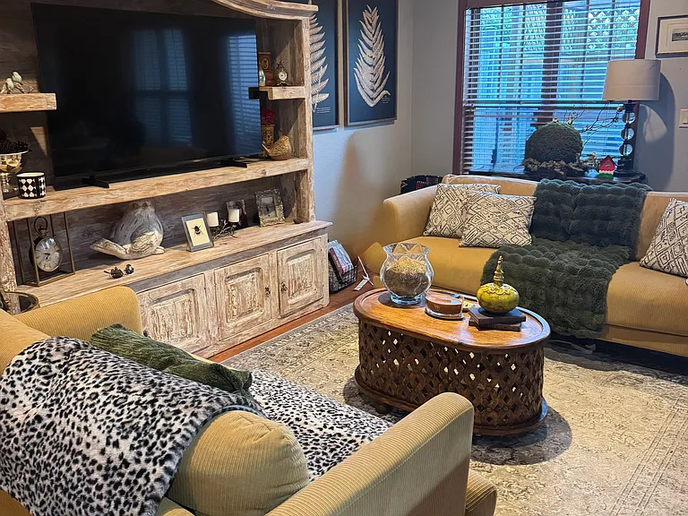 3126 Alameda St #211 — Photo 10