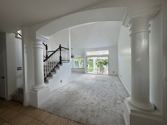 4th image of 1717 Butterfly Ct