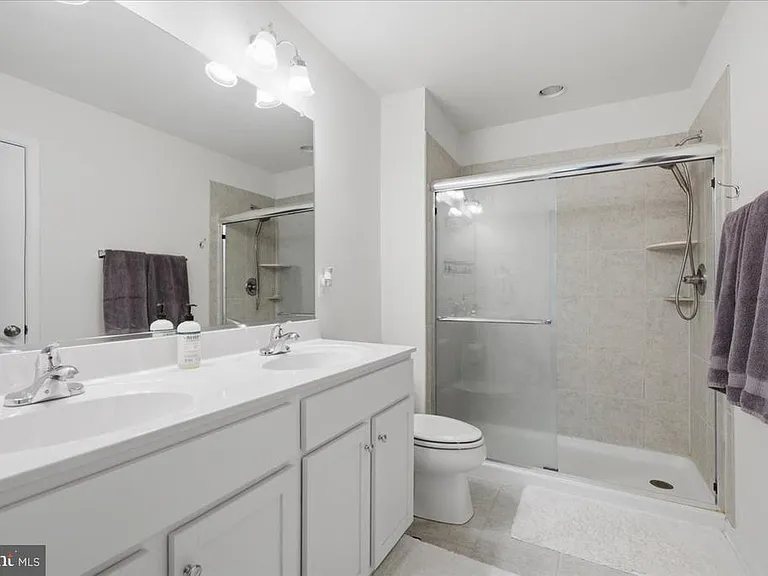 12260 Haydon Pl — Photo 30